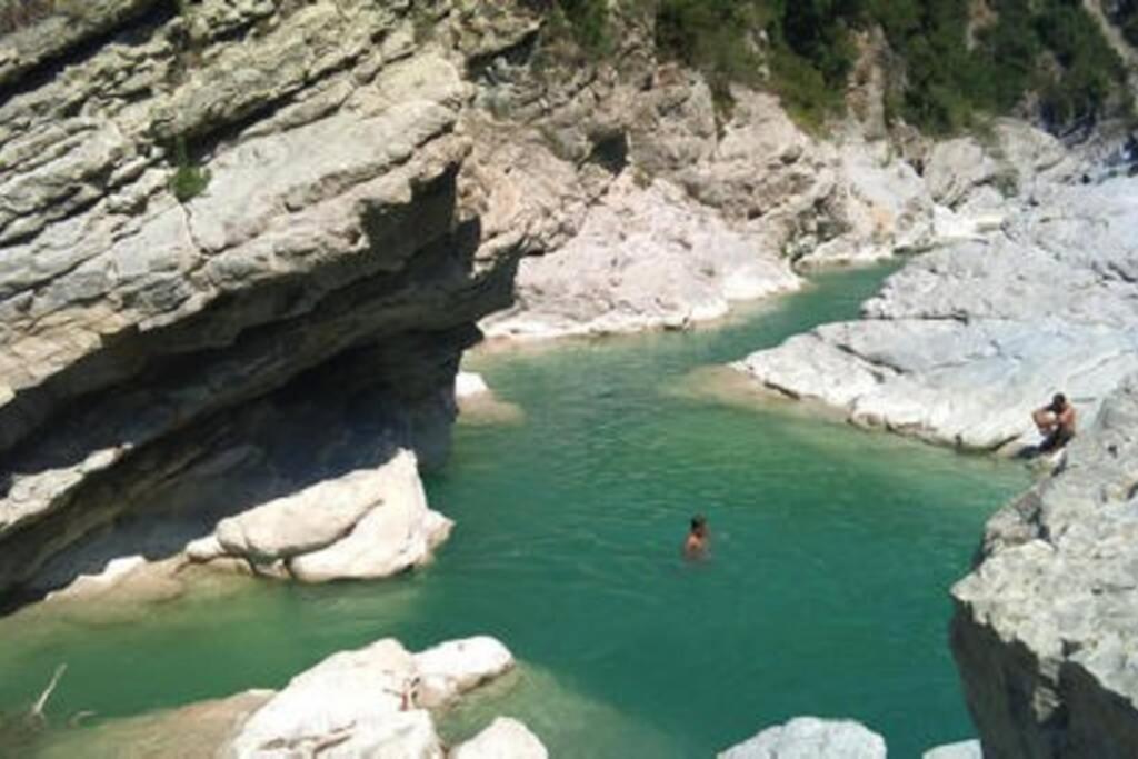 Joli Studio Entre Mer Et Montagne Proche De Nice Bouyon Ngoại thất bức ảnh